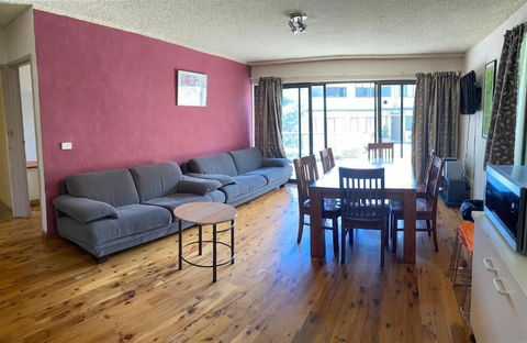 Jindabyne Apartments - Accommodation Gold Coast 0