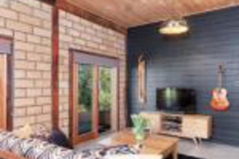 Falls River Luxury Accommodation - Accommodation Gold Coast 0