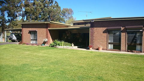 Hilltop Escape B&B - Gold Coast 4U 0