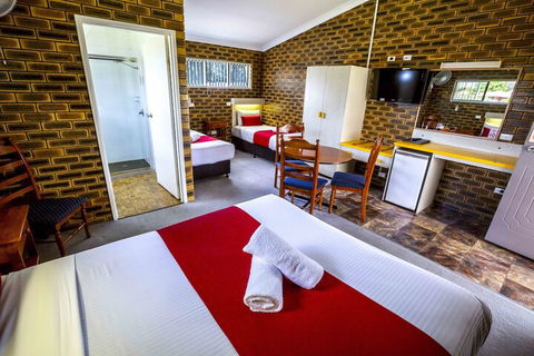 Apple & Grape Motel - Accommodation Gold Coast 3