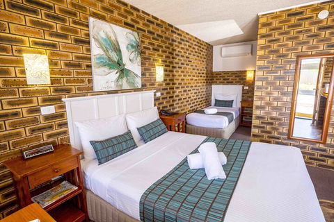 Apple & Grape Motel - Accommodation Gold Coast 2