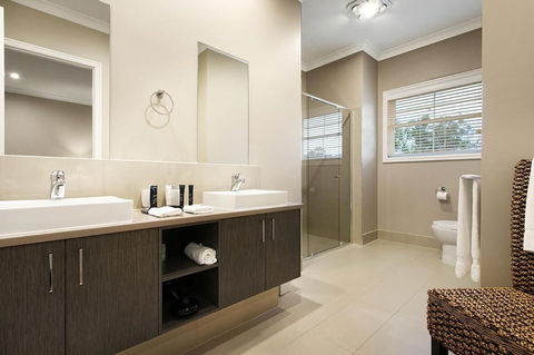 Kerami Manor - Gold Coast 4U 4