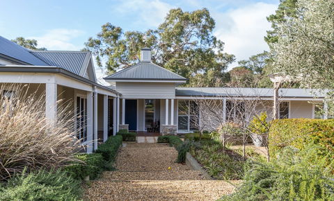Haven Red Hill - Gold Coast 4U 1