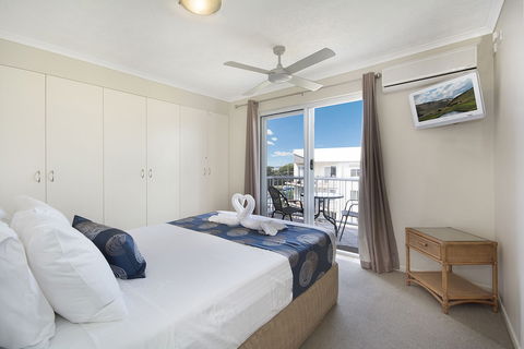 Sandy Shores On Golden Beach - Accommodation Gold Coast 6