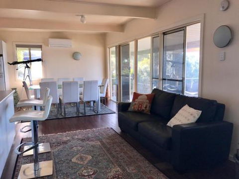 The Beach Shack - Accommodation Gold Coast 5