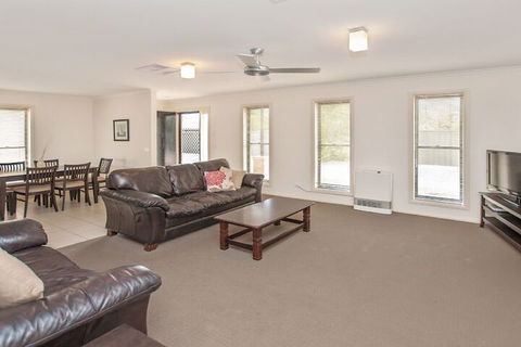 Ulmara 2 - Accommodation Gold Coast 2