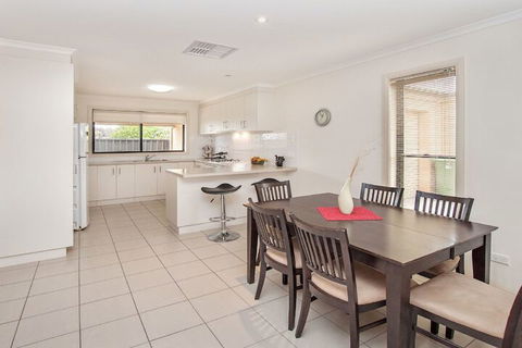 Ulmara 2 - Accommodation Gold Coast 4