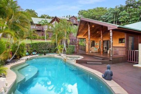 CasaGrande Resort & Day Spa - Accommodation Gold Coast 0