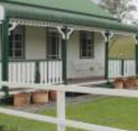 The Dollhouse Cottage - Gold Coast 4U
