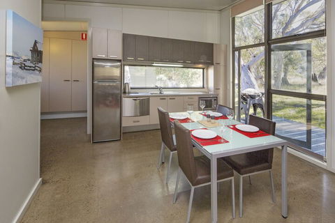 Ecocrackenback 12 'Sustainable Chalet Close To The Slopes.' - Accommodation Gold Coast 6