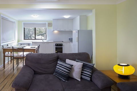Maxs Place 2 - Accommodation Gold Coast 2