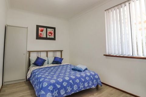 Cosy Murdoch Home - Accommodation Gold Coast 3