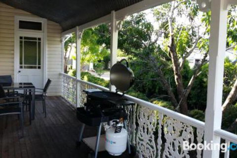 YesterYear On West - Accommodation Gold Coast 6