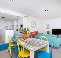 Colour and Swank at the Mill in the Heart of the CBD - Accommodation Gold Coast