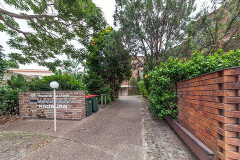 Radburn Unit 3 17 Ondine Close - Accommodation Gold Coast 1