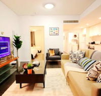 Spacious Apartment Central Location - Accommodation Gold Coast
