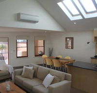 Tennysons on Sackville - Accommodation Gold Coast