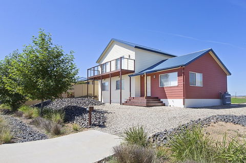 Twynam House - Jindabyne - Accommodation Gold Coast 3