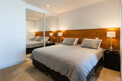 MILES, 1BDR Melbourne Apartment - Accommodation Gold Coast 0