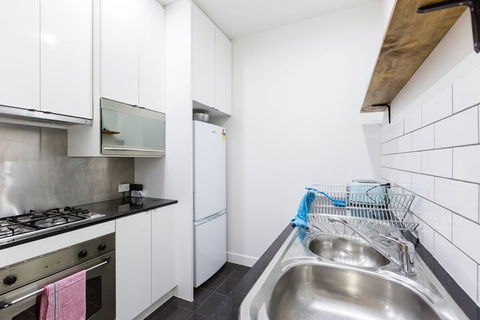 HAZEL, 3BDR Melbourne Apartment - Accommodation Gold Coast 2