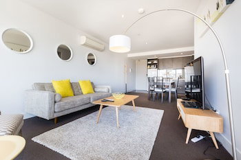ERICA, 2BDR South Yarra Apartment - Accommodation Gold Coast 3