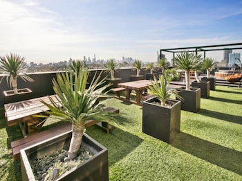 ERICA, 2BDR South Yarra Apartment - Accommodation Gold Coast 2
