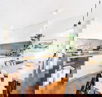 ISAAC 1BDR South Melbourne Apartment - Gold Coast 4U