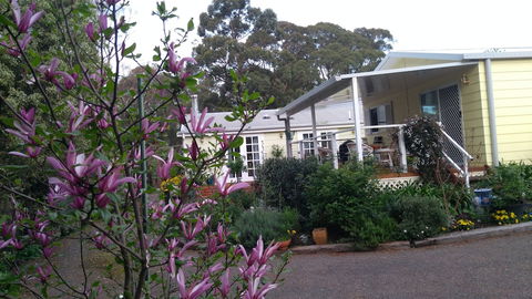 The Best Exotic Magnolia Cottage - Gold Coast 4U 4