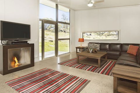 Ecocrackenback 5 'Sustainable Chalet Close To The Slopes - Accommodation Gold Coast 2