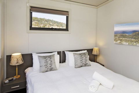 Ecocrackenback 5 'Sustainable Chalet Close To The Slopes - Accommodation Gold Coast 1