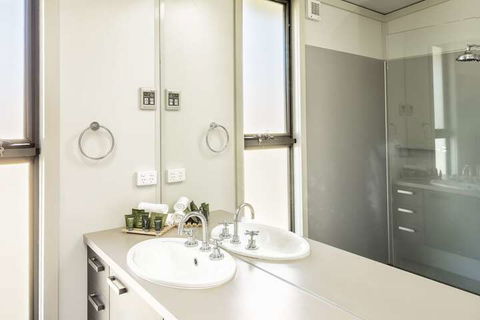 Ecocrackenback 5 'Sustainable Chalet Close To The Slopes - Accommodation Gold Coast 6