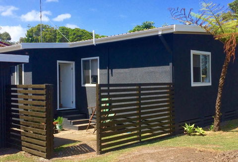 Tallowood Beachfront Cottage - Accommodation Gold Coast 4