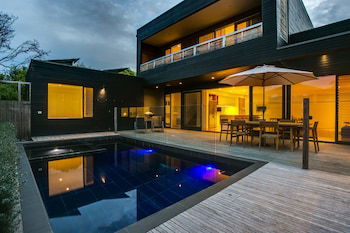 C-Escape - Accommodation Gold Coast 0