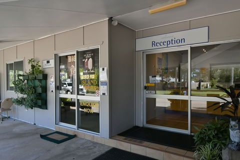 BIG4 Breeze Holiday Park â€“ Rainbow Beach - 1 Gold Coast 0