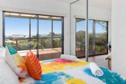 Encounter Beach House With Stunning Views - Gold Coast 4U 5