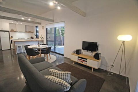 Hildonk - Accommodation Gold Coast 0