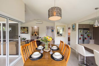 Armidale Cottage - Gold Coast 4U 2