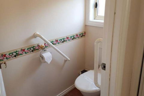 Cobram Cottage - Accommodation Gold Coast 3
