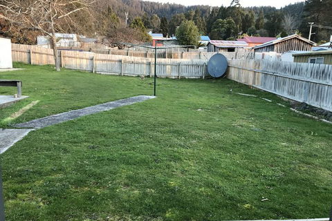 Schoolmasters Digs - Accommodation Gold Coast 7