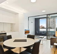 Wyndel Military One Bedroom - Gold Coast 4U