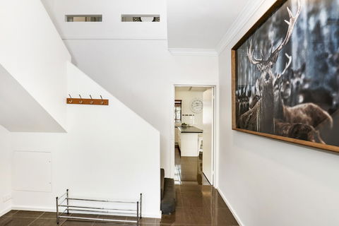 Elk Estate - Accommodation Gold Coast 1