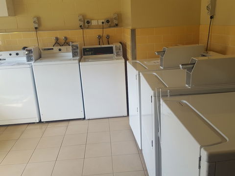 Gundagai Tourist Suites - Accommodation Gold Coast 6
