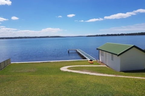 Lake Escape - Lake Macquarie - Gold Coast 4U 0