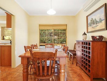 Alpine Mist - Spacious 5 Bedroom Home - Accommodation Gold Coast 2