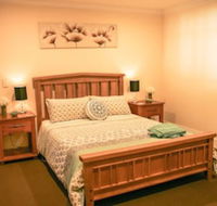 Oak Tree Cottage - Mundaring - Gold Coast 4U