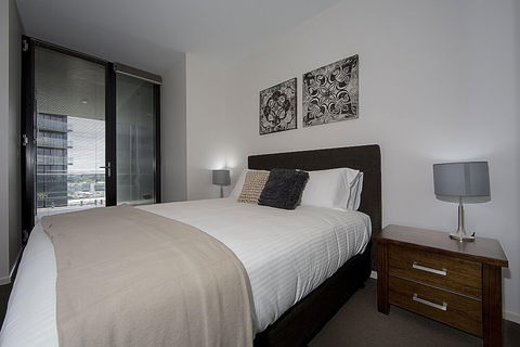 Accommodate Canberra - Manhattan - Accommodation Gold Coast 2