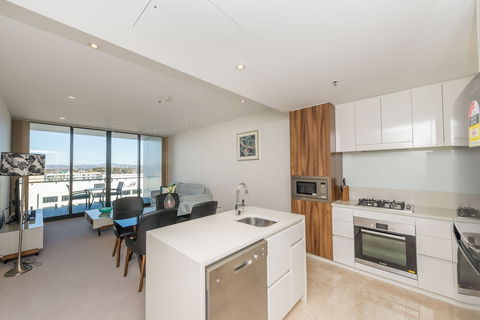 Accommodate Canberra - Manhattan - Accommodation Gold Coast 5