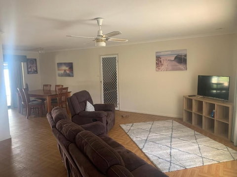 Gin Gin Budget Accommodation - Accommodation Gold Coast 3