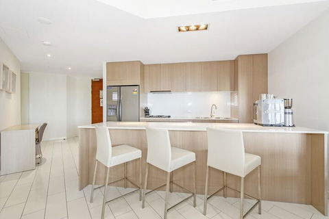 SEA CULTURE 1110 - Accommodation Gold Coast 4