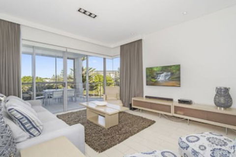 SEA CULTURE 1110 - Accommodation Gold Coast 0